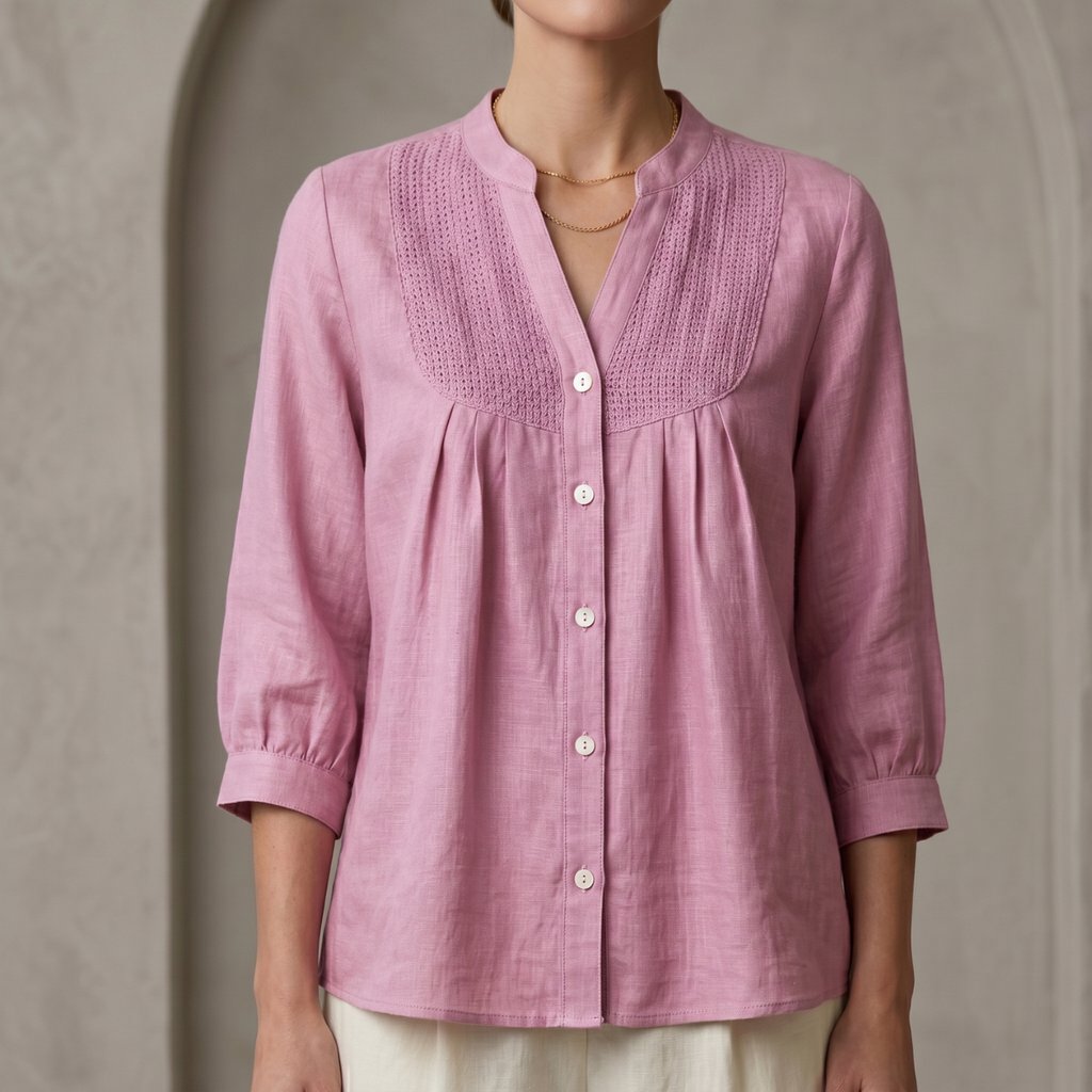 Camisa Feminina Julie™ com Manga 3/4 e Detalhe Renda -  Conforto, Elegância e Versatilidade para Todas as Ocasiões!