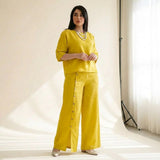 Amarelo